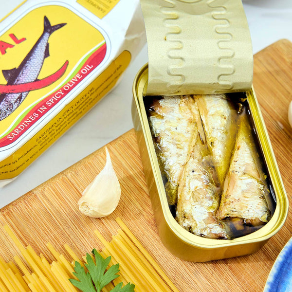 Naval, Sardines in Spicy Olive Oil, 4.2 oz.
